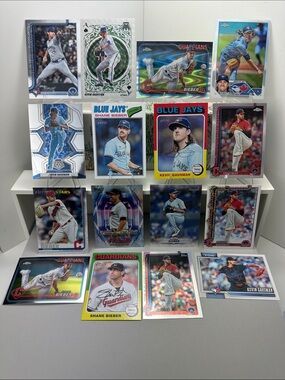 Shane Bieber & Kevin Gausman lot of 16 (Blue Jays, Guardians)